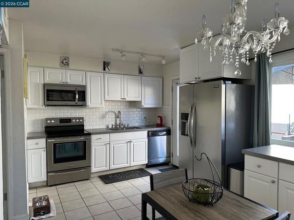 4 Sheffield Ct, San Pablo, CA 94806