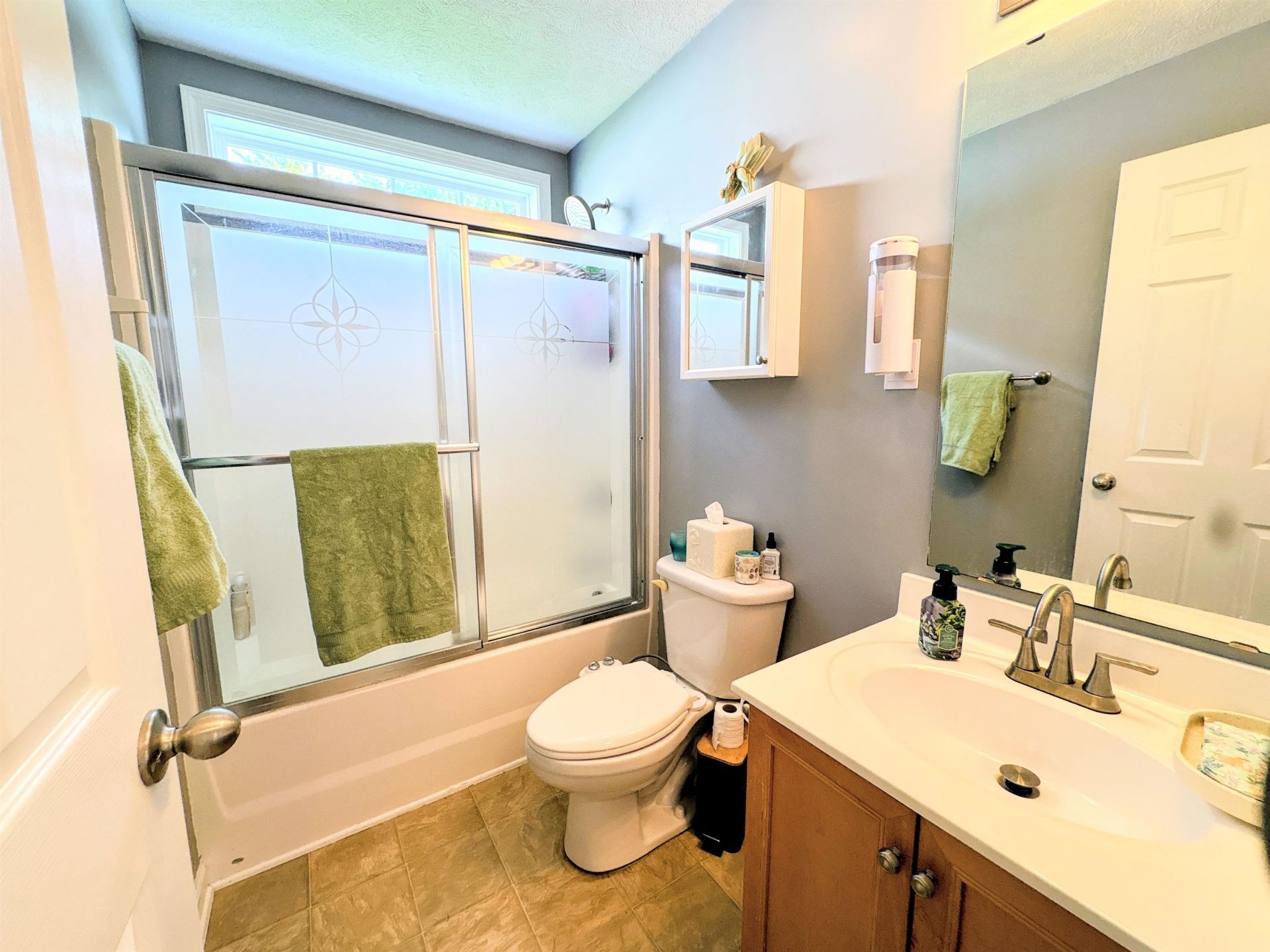 242 Four Leaf Ln. Photo 25