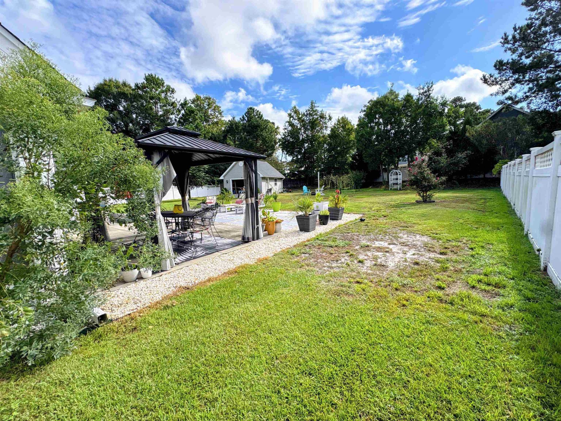 242 Four Leaf Ln. Photo 33