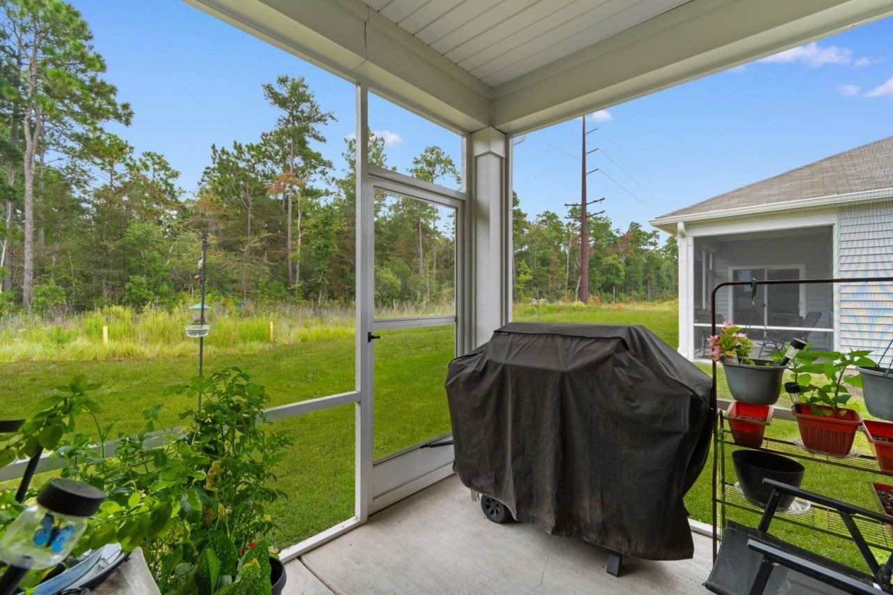 347 Black Pearl Way Photo 24