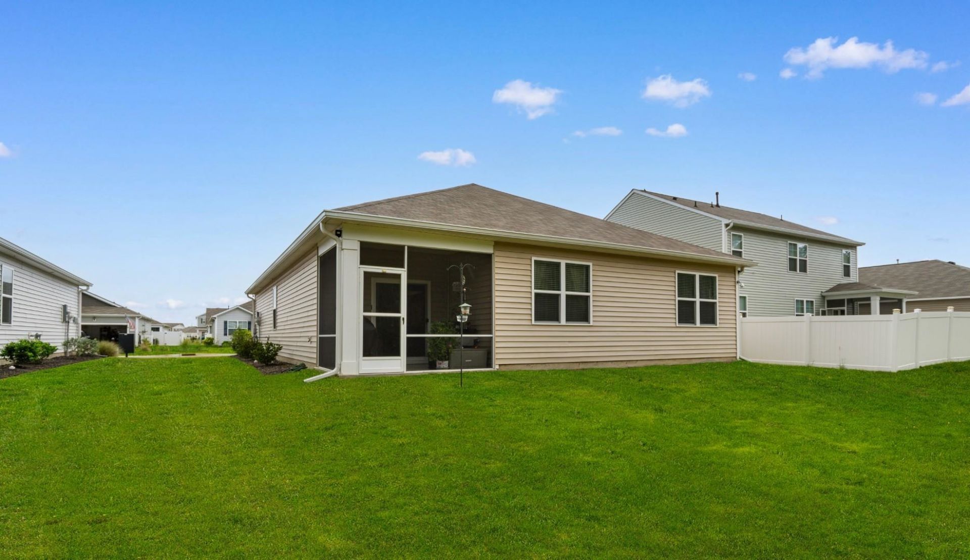 347 Black Pearl Way Photo 27