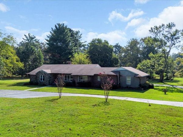 219 Cat Creek Rd, Manchester, TN 37355