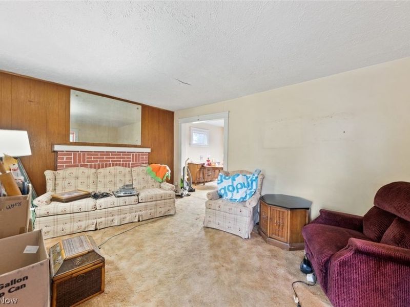 1429 Graber Drive, Lakewood, OH 44107 Photo 4