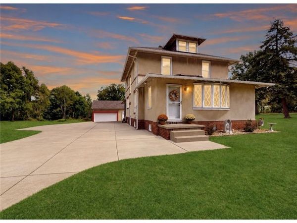 6201 Richville Drive SW, Navarre, OH 44662