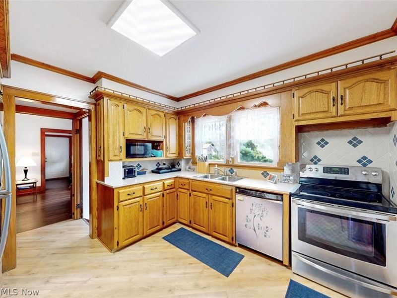 6201 Richville Drive SW, Navarre, OH 44662 Photo 10