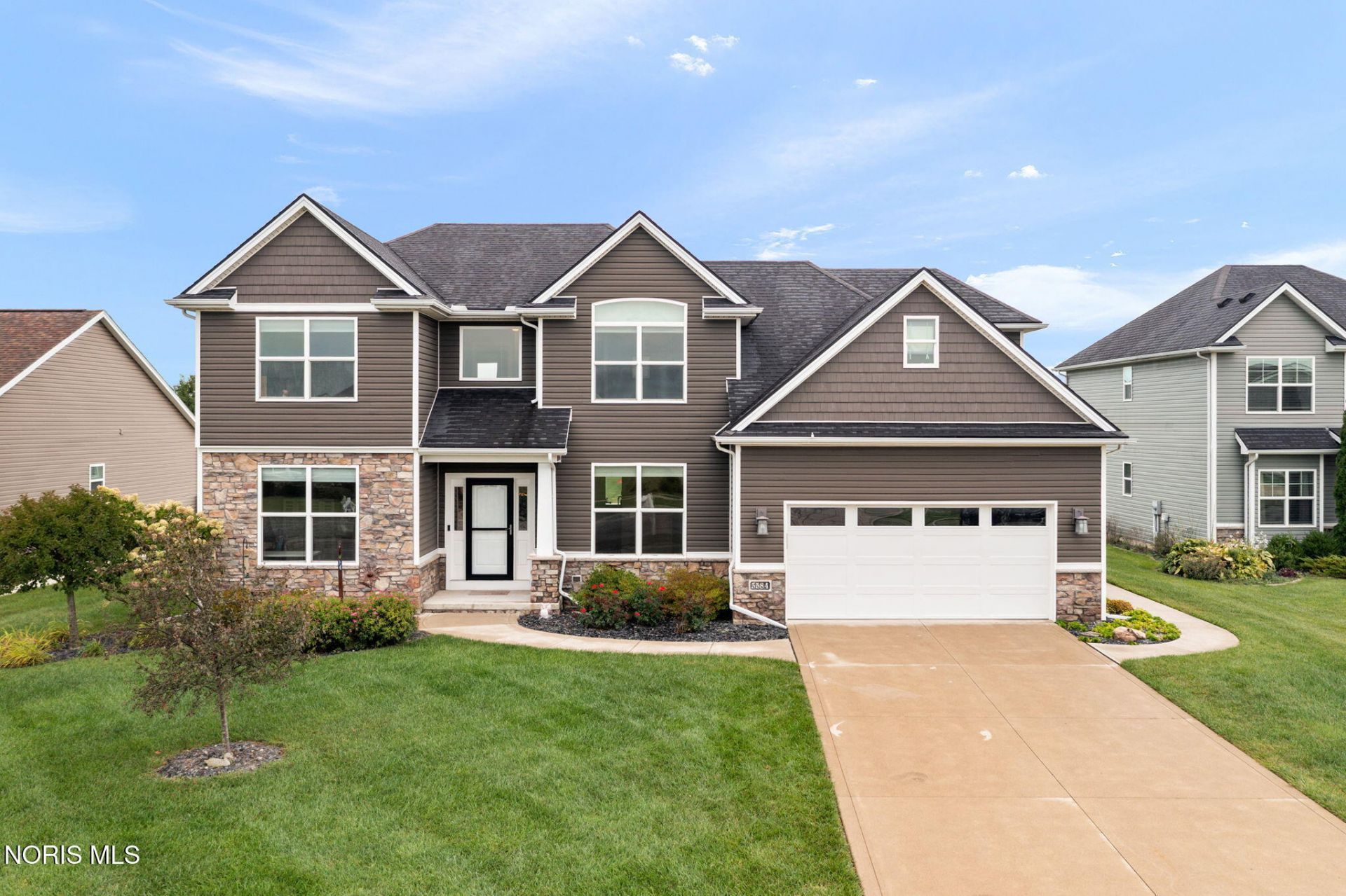 5584 Red Hawk Lane, Sylvania, OH 43560 Main Photo