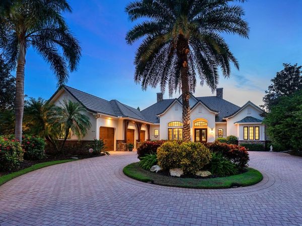 8214 PORTLIGHT COURT, LAKEWOOD RANCH, FL 34202