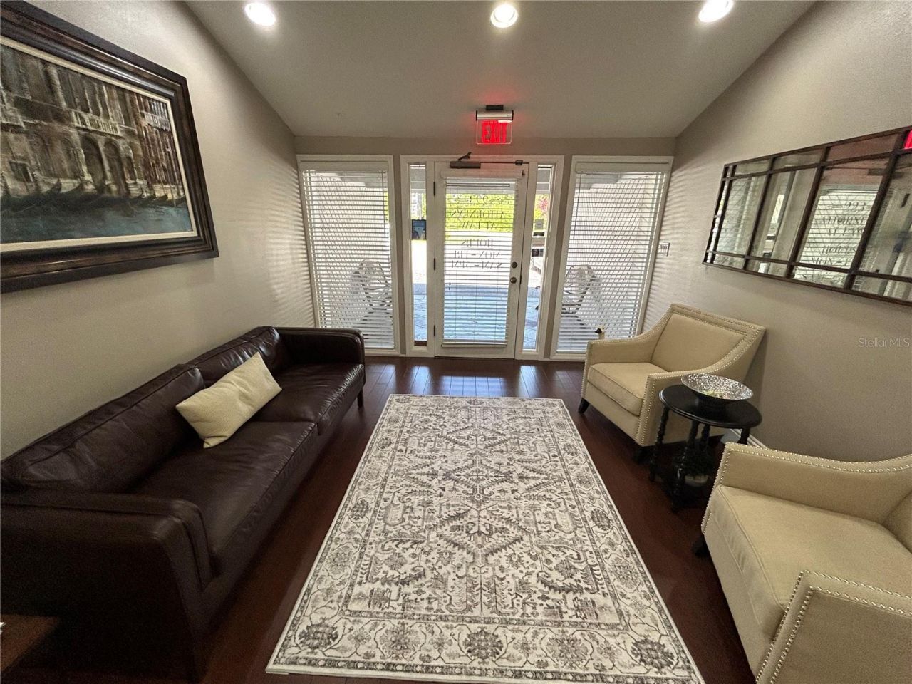 223 Lithia Pinecrest Road, Brandon, FL 33511 Photo