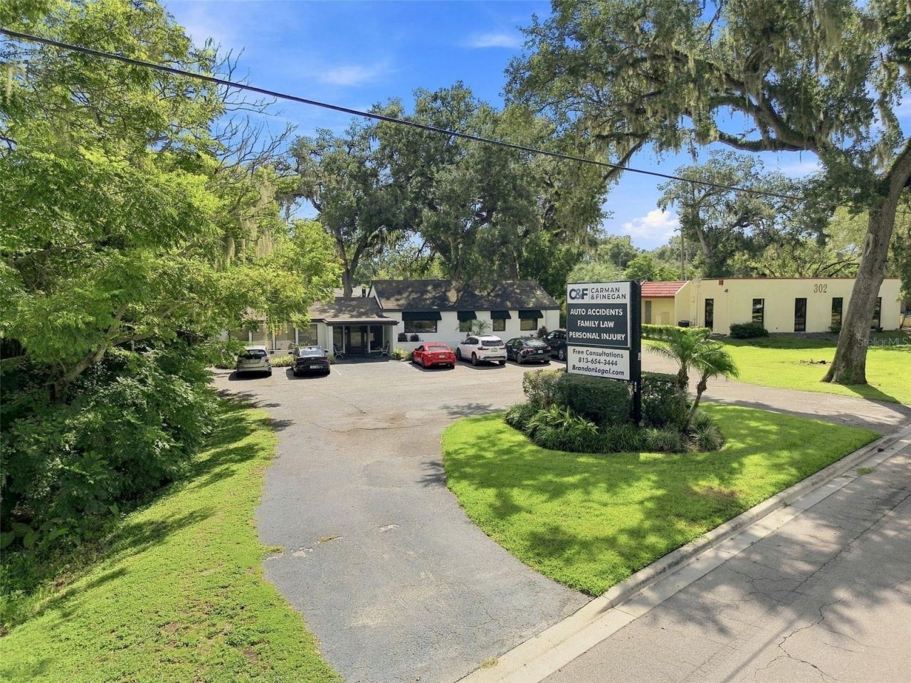 223 Lithia Pinecrest Road, Brandon, FL 33511 Photo