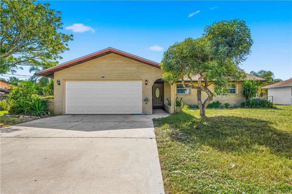 1081 Sunswept Road Ne, Palm Bay, FL 32905 Photo