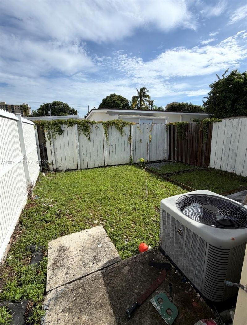 3405 SW 24th St, Miami, FL 33145 Photo