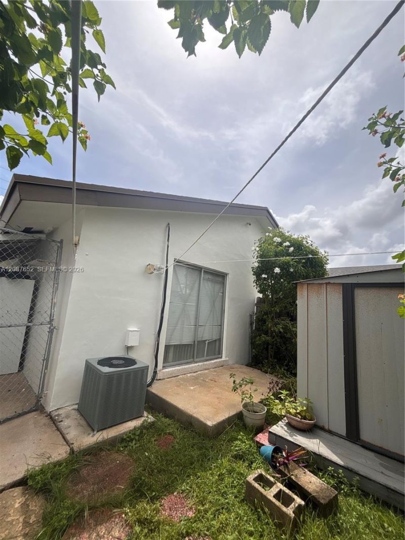 3405 SW 24th St, Miami, FL 33145 Photo