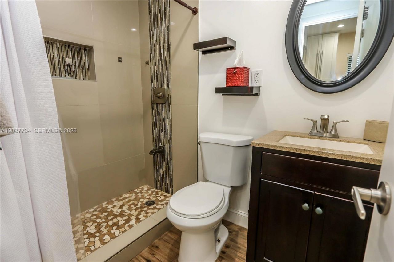 3300 N Surf Rd , Unit 1A, Hollywood, FL 33019 Photo