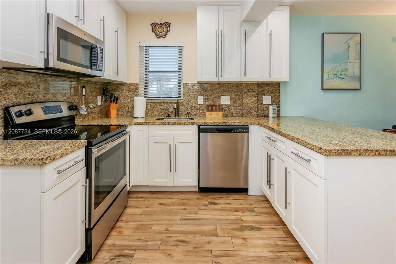 3300 N Surf Rd , Unit 1A, Hollywood, FL 33019 Photo