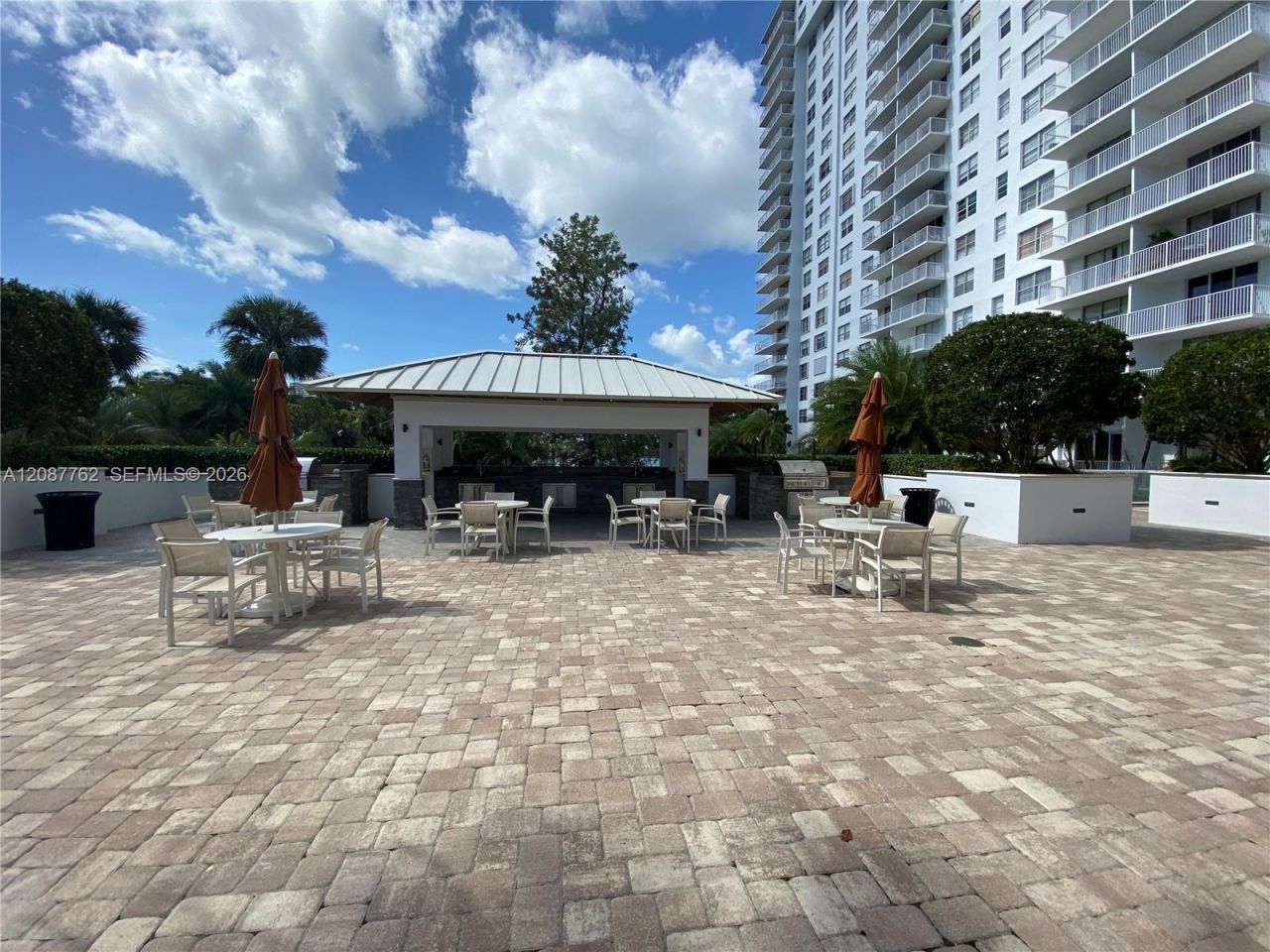 2851 NE 183rd St, Unit 303E, Aventura, FL 33160 Photo