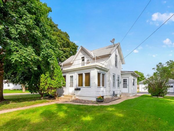 250 W Holly Street, Owatonna, MN 55060