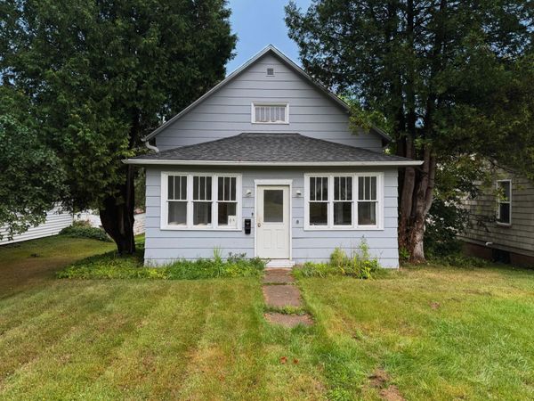109 S 5th Street, Crystal Falls, MI 49920