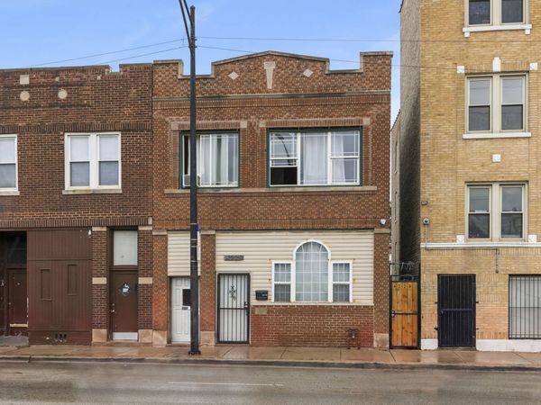 4229 W Division Street, Chicago, IL 60651