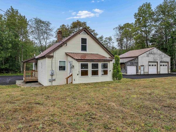 657 W Swanzey Road, Swanzey, NH 03446