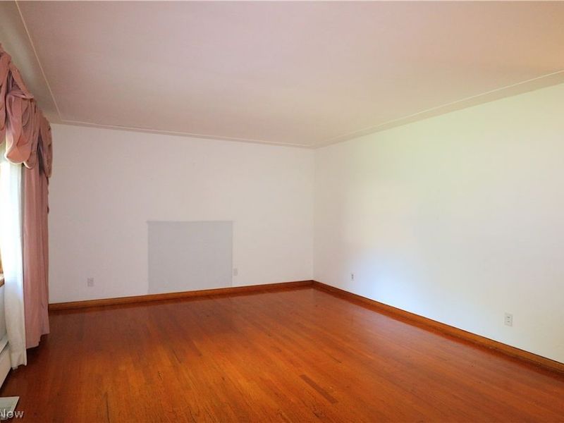 5723 Hoover Boulevard, Lorain, OH 44053 Photo 2