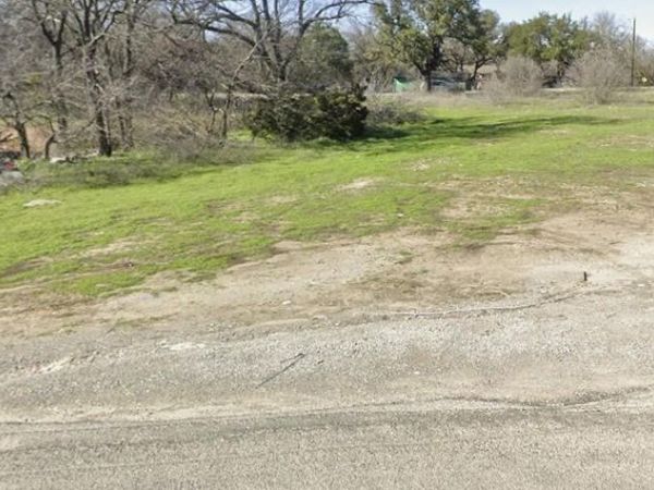 2604 S Oak Trail , Granbury, TX 76048
