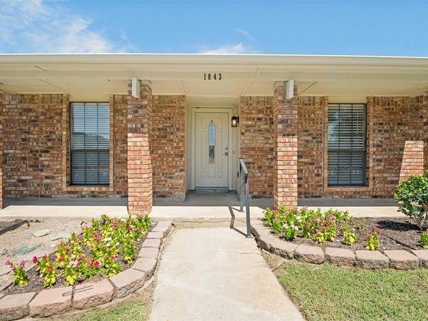 1843 Tree Line Drive, Carrollton, TX 75007