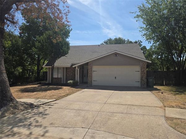 3505 Rush Springs Drive , Arlington, TX 76016