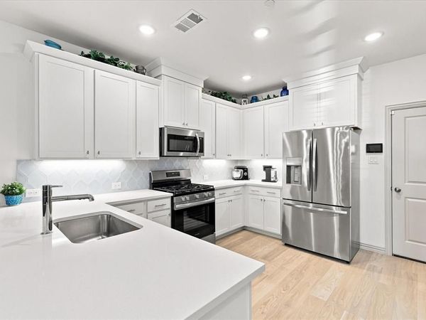 612 4th Street, Argyle, TX 76226