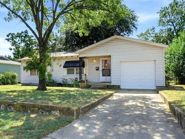 123 Charlene Drive, Hurst, TX 76053