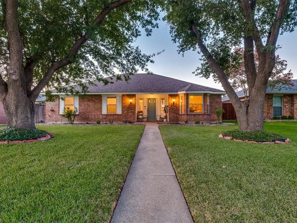 2021 Clearwater Trail , Carrollton, TX 75010
