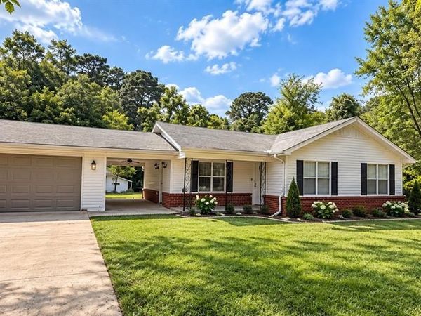1313 Silver Falls, Longview, TX 75604
