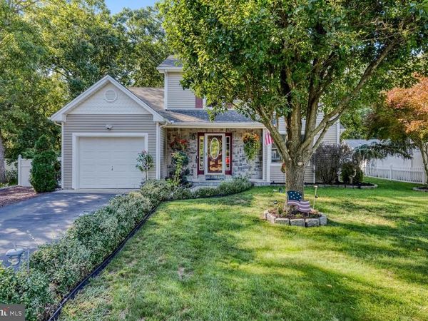 106 1ST AVENUE, TUCKERTON, NJ 08087