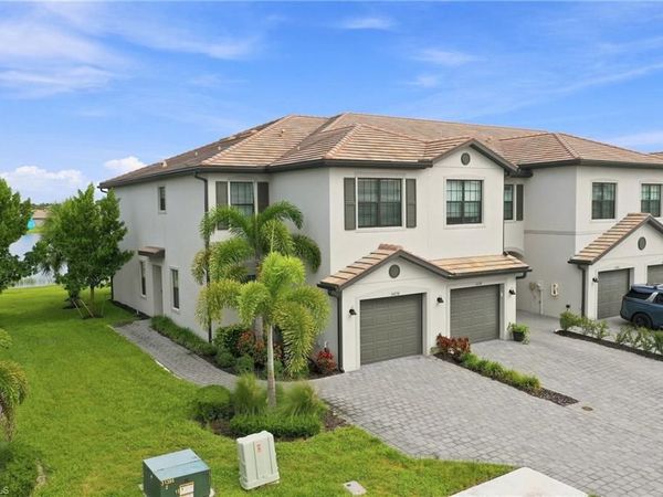 14236 Pine Lodge LN , FORT MYERS, FL 33913