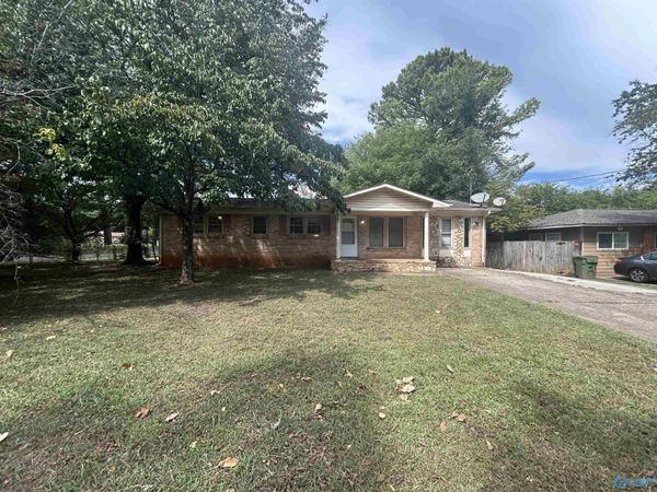 4742 Blue Haven Drive, Huntsville, AL 35810
