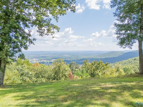 13323 S Shawdee Road SE, Huntsville, AL 35803