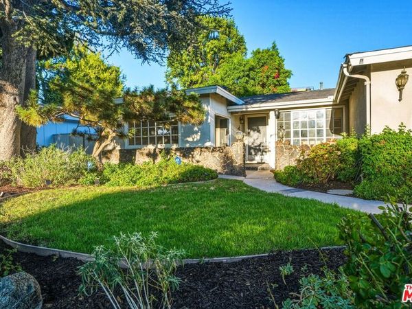 5518 Saloma Avenue, Sherman Oaks, CA 91411