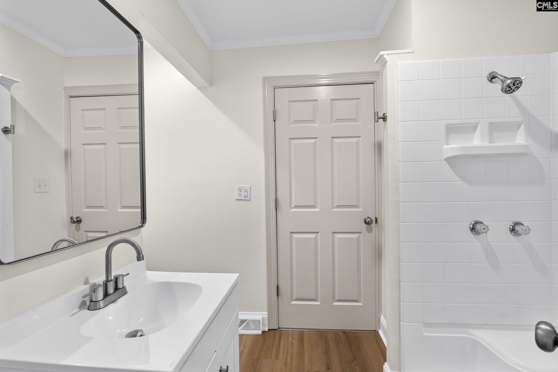 322 Augusta Road  Photo 13