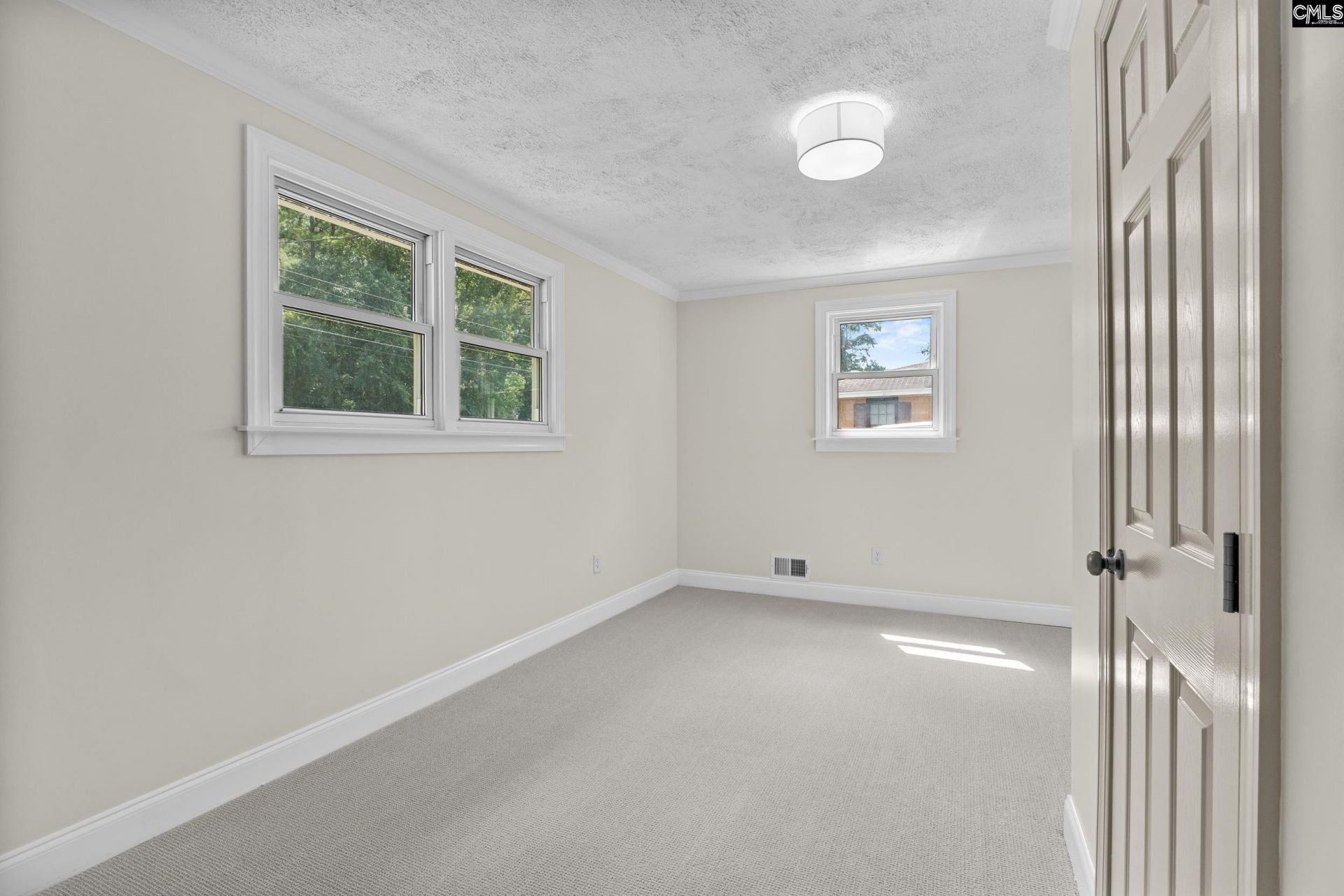 322 Augusta Road  Photo 14