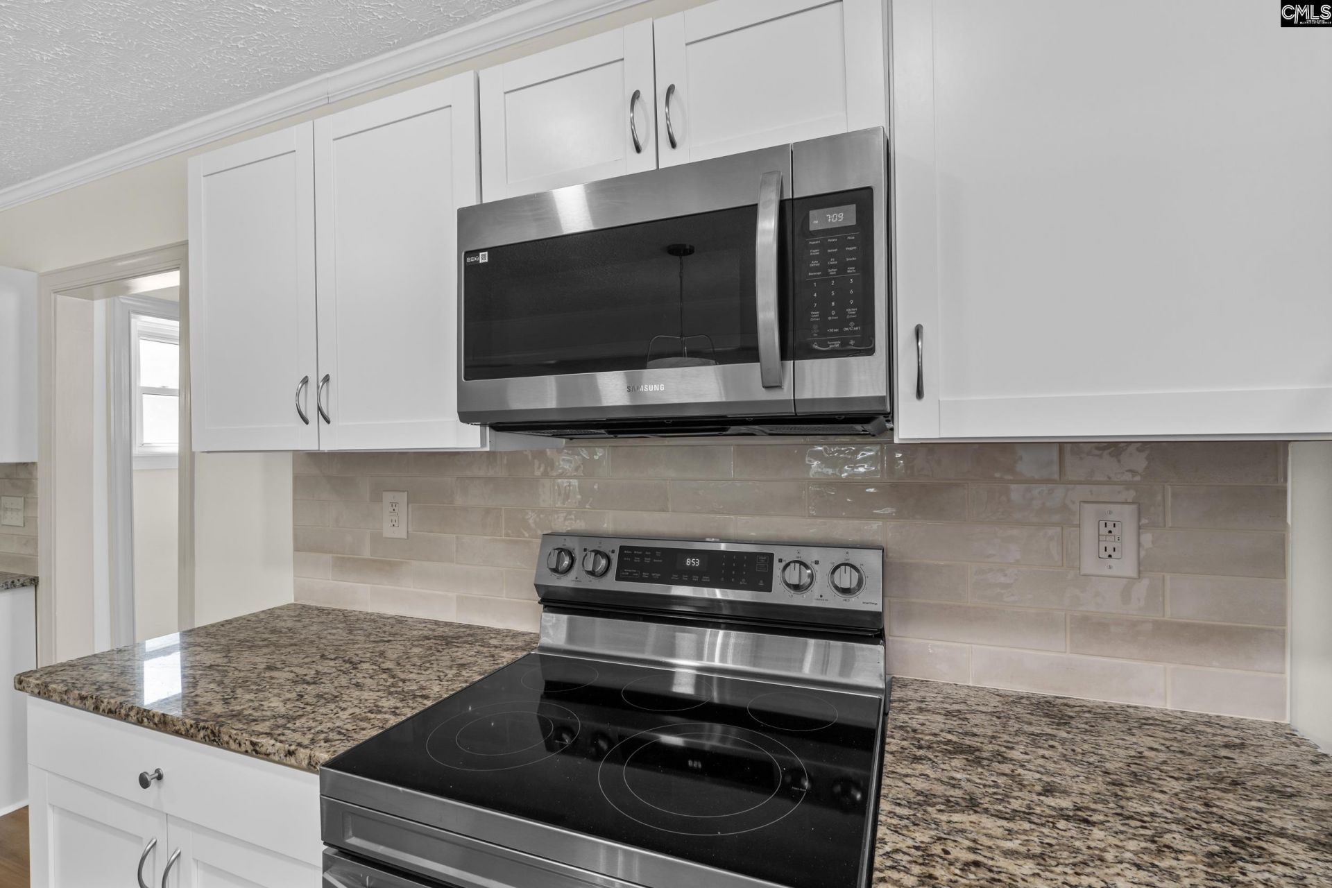 322 Augusta Road  Photo 6