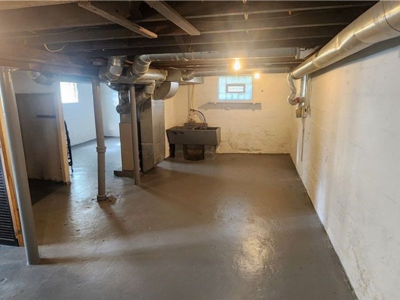 2180 W 104th Street, Cleveland, OH 44102 Photo 17