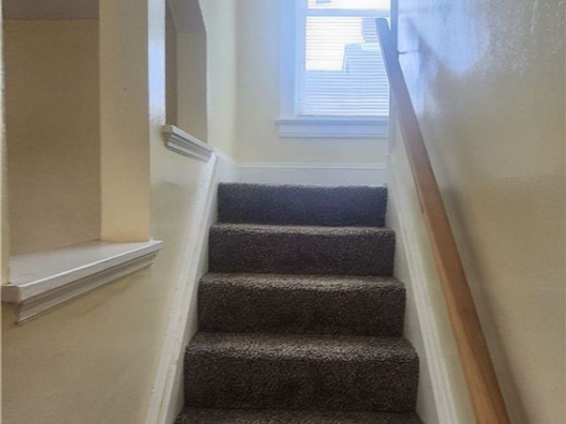 2180 W 104th Street, Cleveland, OH 44102 Photo 7