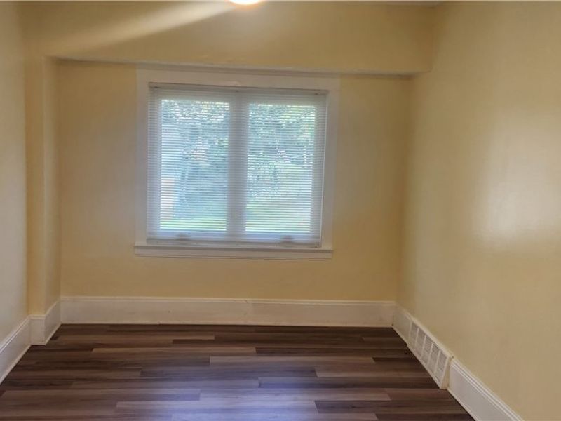 2180 W 104th Street, Cleveland, OH 44102 Photo 8