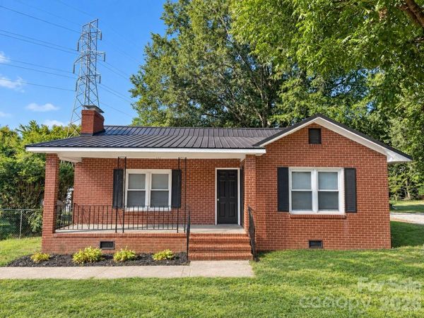711 West Rice Street , Landis, NC 28088