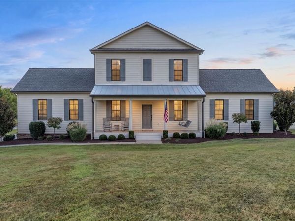 1201 Carters Creek Pike, Columbia, TN 38401