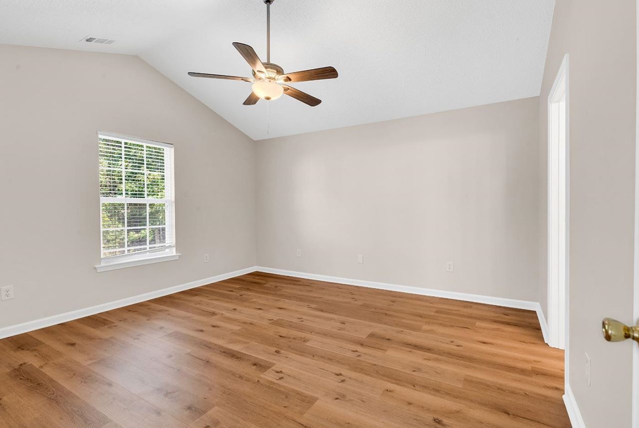 336 Lynco Ln.  Photo 27