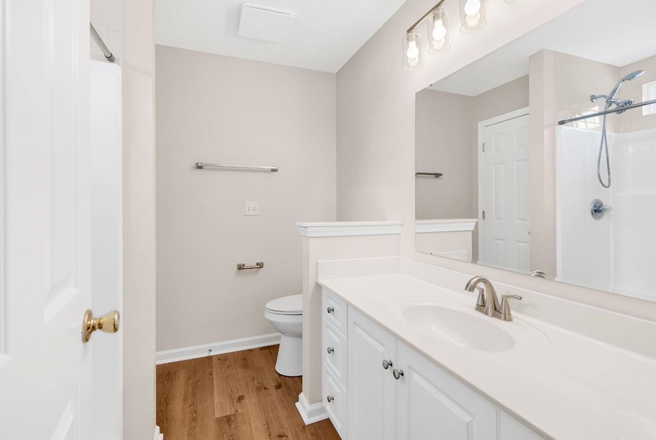 336 Lynco Ln.  Photo 29