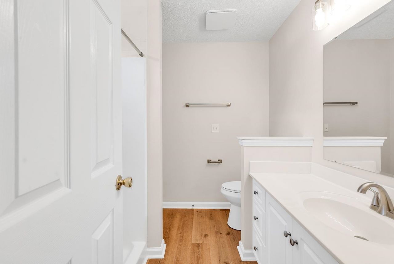 336 Lynco Ln.  Photo 30
