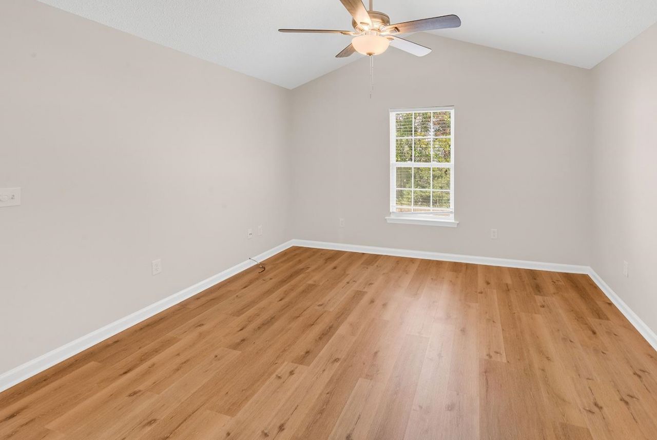 336 Lynco Ln.  Photo 33