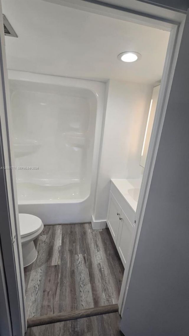16220 NW 2nd Ave, Unit 211, Miami, FL 33169 Photo