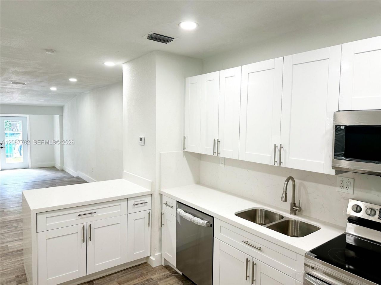 3045 SW 21st St, Unit 3047, Miami, FL 33145 Photo